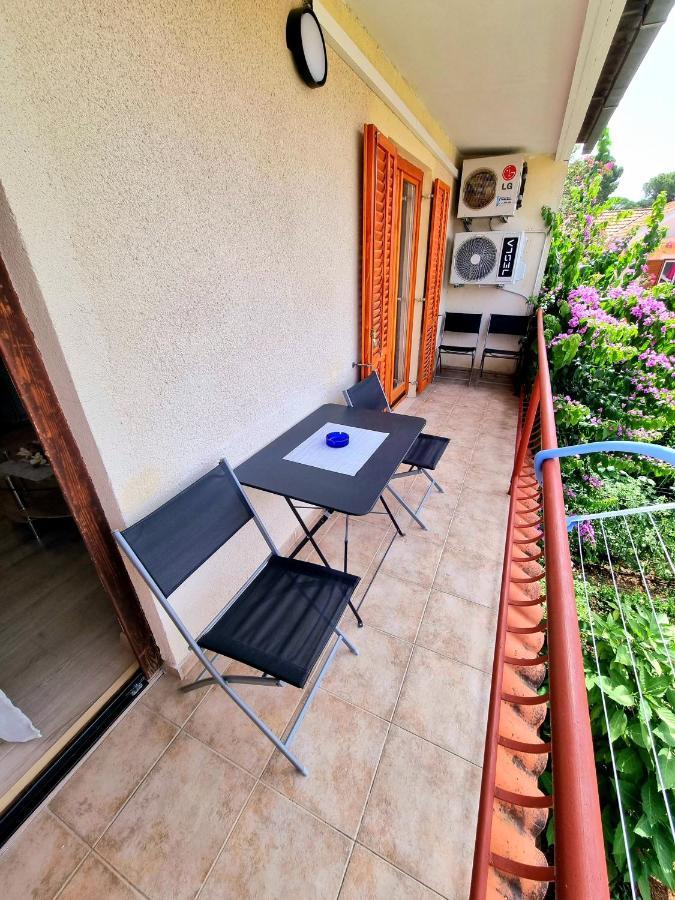 Julia Apartment Biograd Na Moru Exterior foto