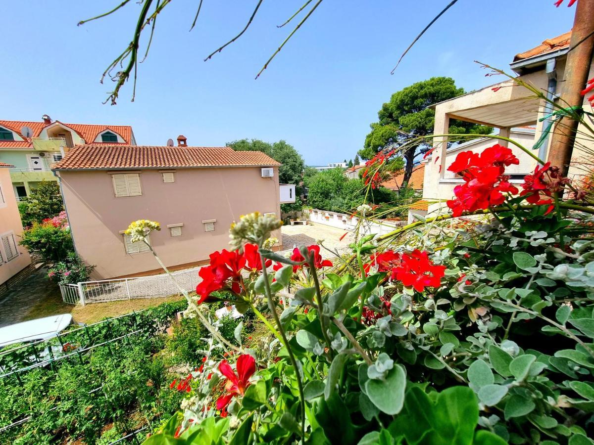 Julia Apartment Biograd Na Moru Exterior foto